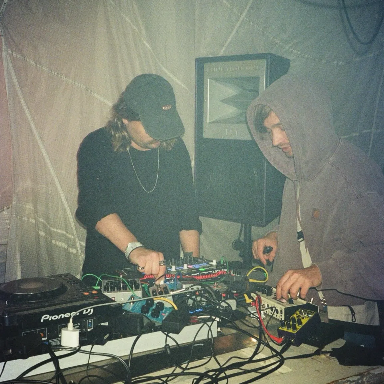 beennooutside — live